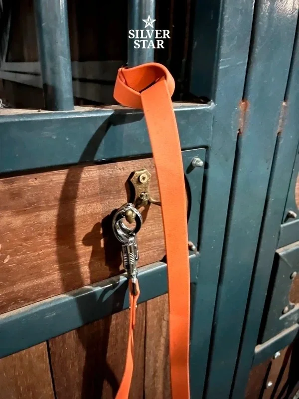 Universal Waterproof Horse Cross-Ties with Adjustable Length “Apricot Ice-Cream”