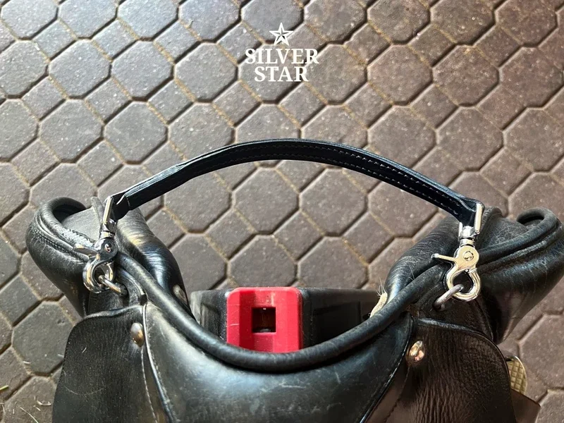 Кожаный ремень для седла, прочная двойная конструкция с карабинами